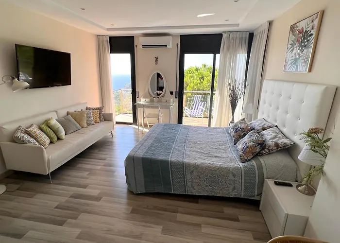 Luxury Villa Marina Lloret de Mar, España