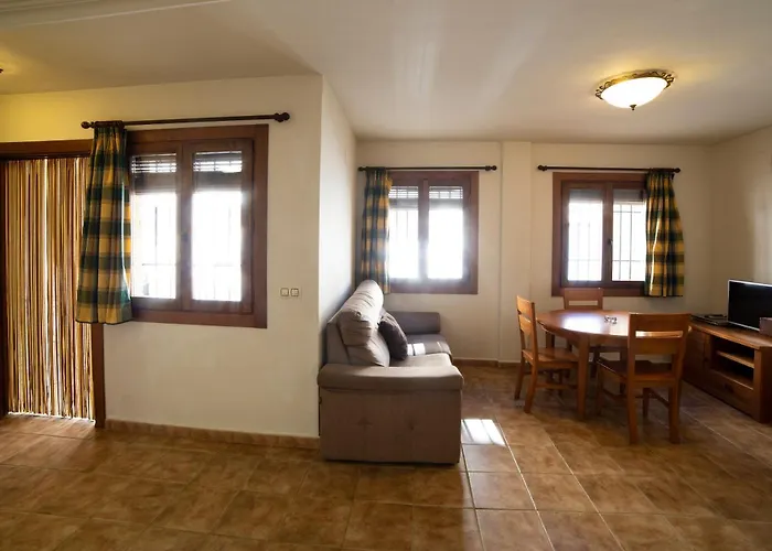 Apartamentos Berrocal Alcala del Jucar, España
