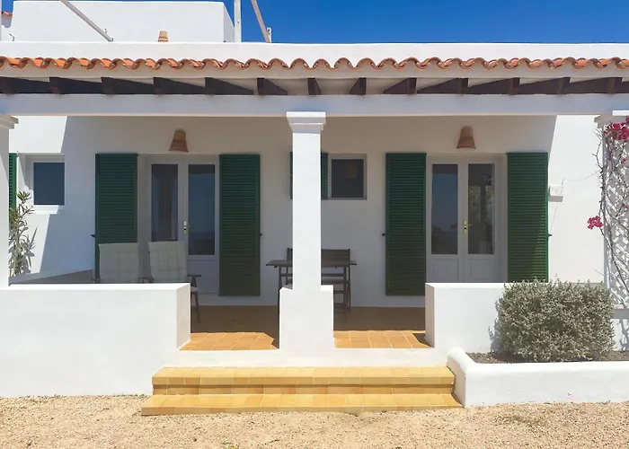 Voga Mari - Astbury Formentera