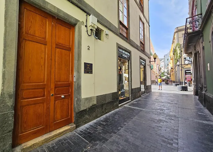 Triana Rooms EH