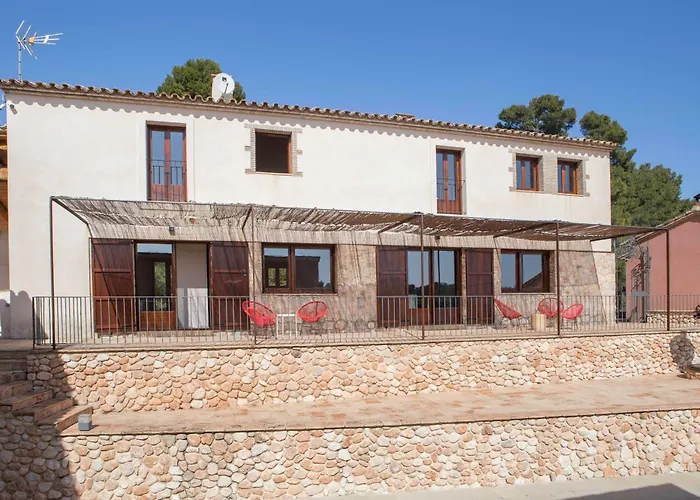 Casa rural Masia Les Apieres El Pla de Manlleu, España