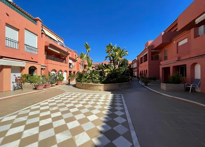 Apartamento Vista Hermosa en Punta Candor con piscina y Wifi