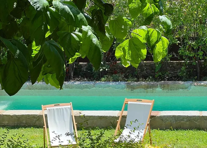 Hostal Bartró de Orfans Orfes, España