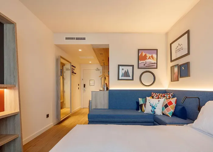 Hampton By Hilton Madrid