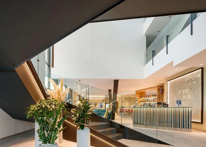 Hampton By Hilton Madrid