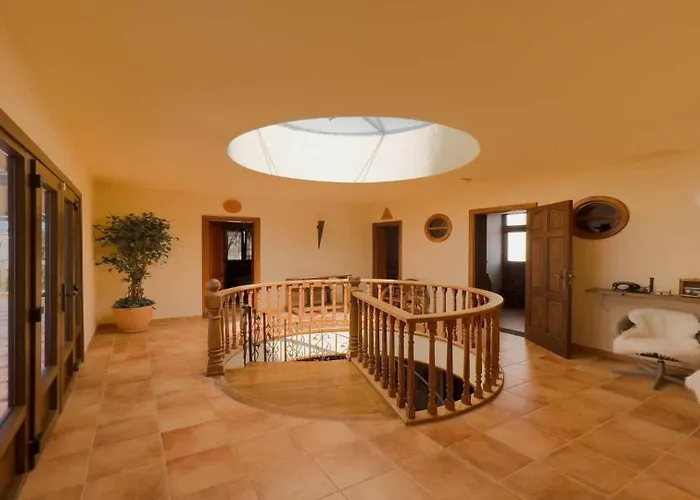 Preciosa Casa Cristian y María con piscina privada