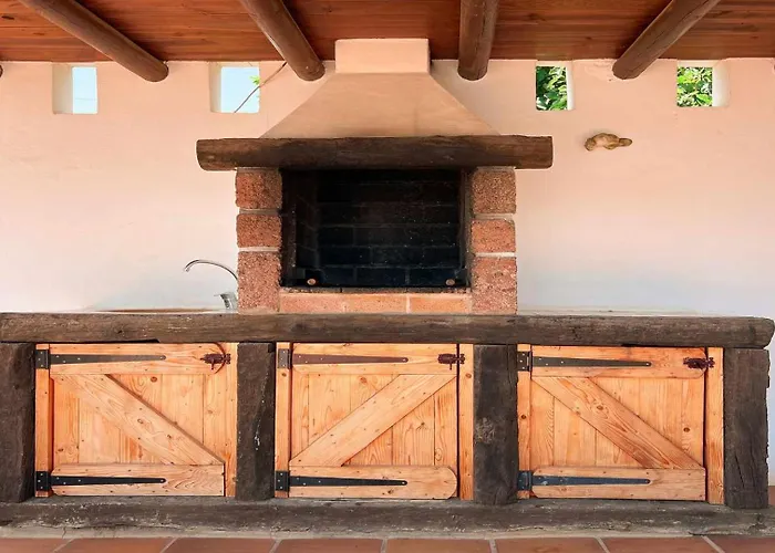 Preciosa Casa Cristian y María con piscina privada
