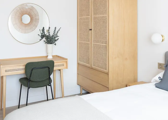 Meraki Suites