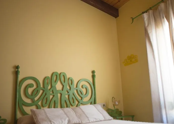 Apartamentos Rurales Arco de Trajano