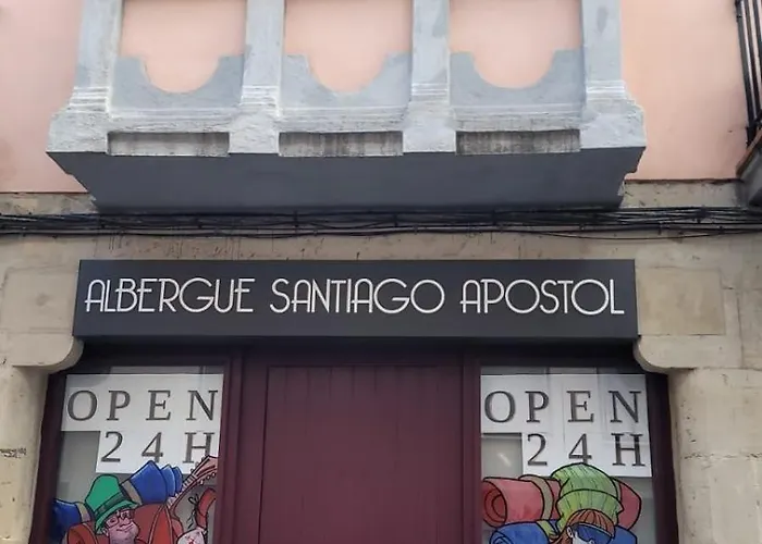 Albergue Santiago Apostol Logroño, España