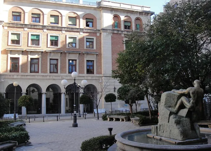 Hotel Xauen En Pleno Centro Con Acceso Autorizado Y A 100M De La Catedral