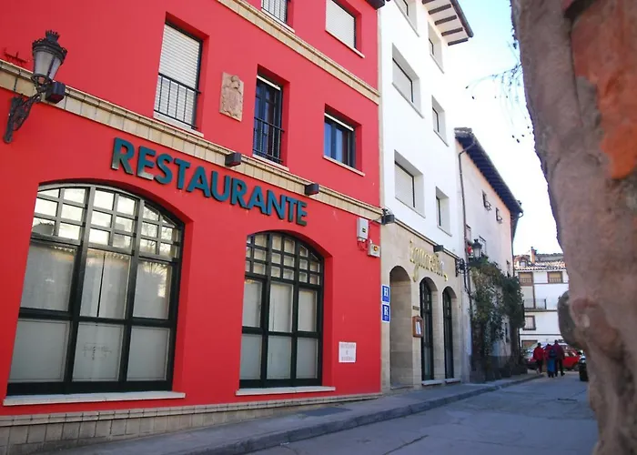 Hotel Iguarena