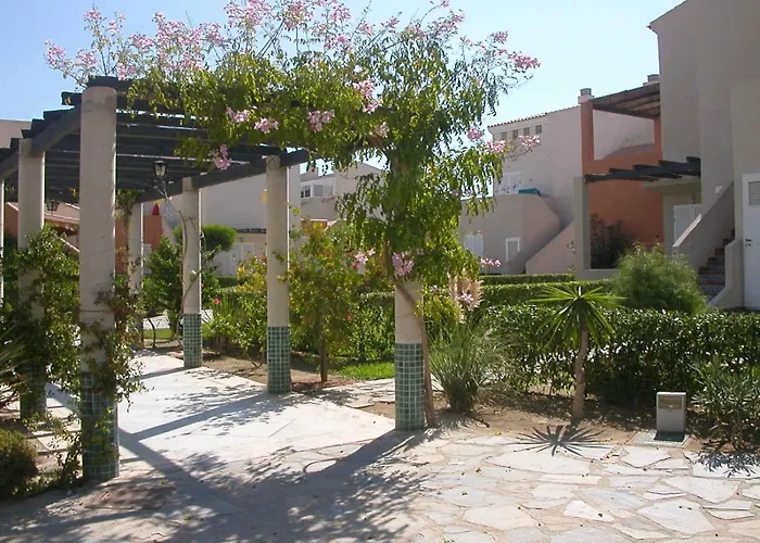 Natura Urbanización Naturista