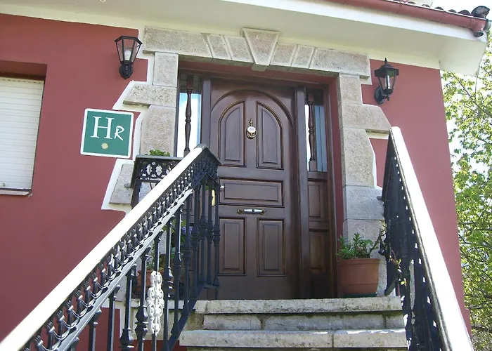 Hotel La Curva Ribadesella Parking