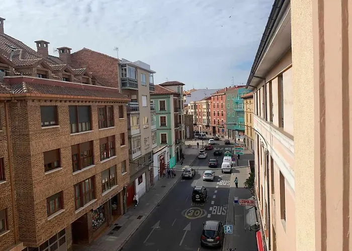 Apartamentos Ramón y Cajal León, España