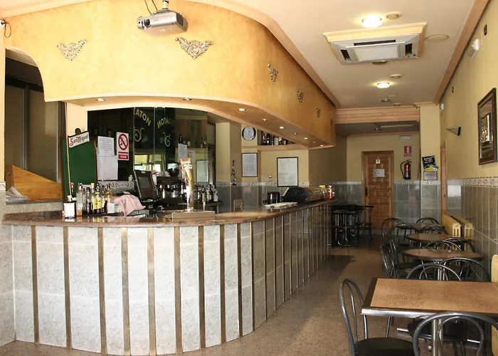 Hostal Restaurante Raton Paredes de Nava, España