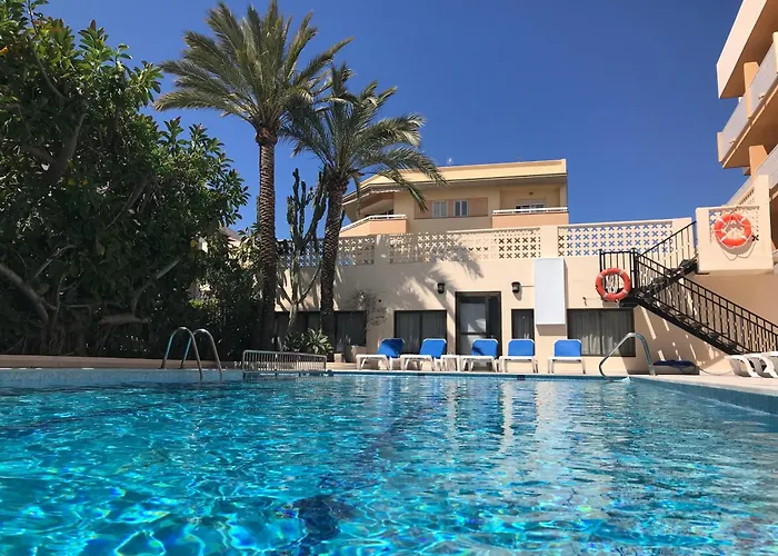 Apartamentos Jovial San Antonio Abad, España