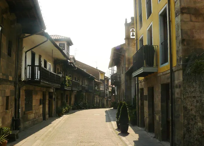 Apartamentos Rurales La Villa de Piedra