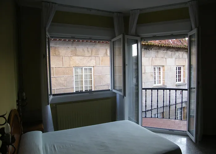 Bayona