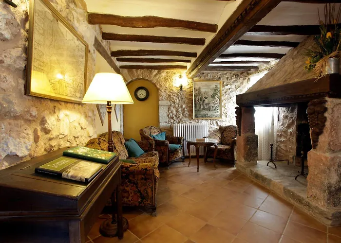 Mas La Planella Masia De Turismo Rural