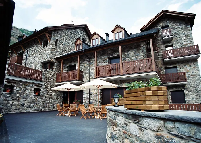 Apartamentos Les Picardes Espot, España