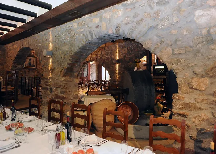 Hotel Restaurant Verdia Suera , España