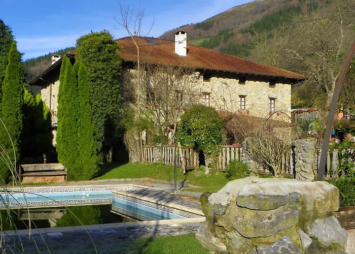Izarre