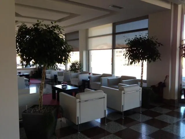 Hotel Adelma Hoznayo, España