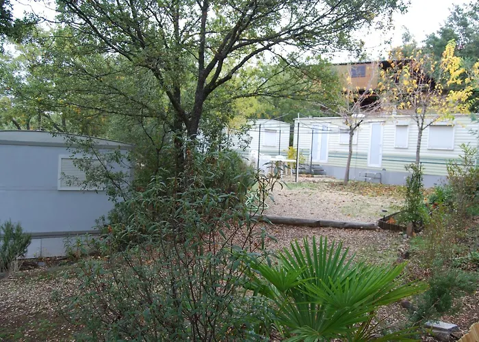 Camping De Cervera De Buitrago, España