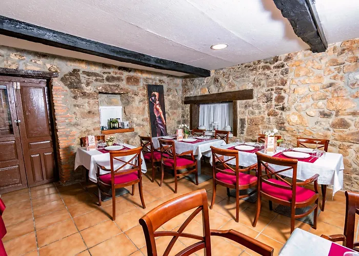 Albergue Santa Marina Buelna, España