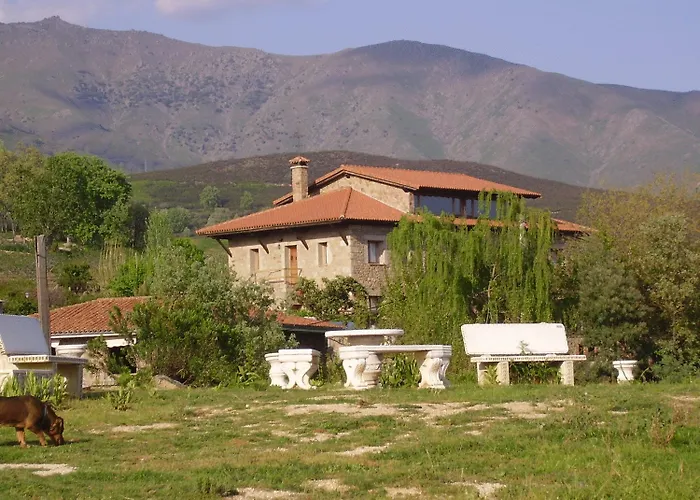 Casa Rural Ropino