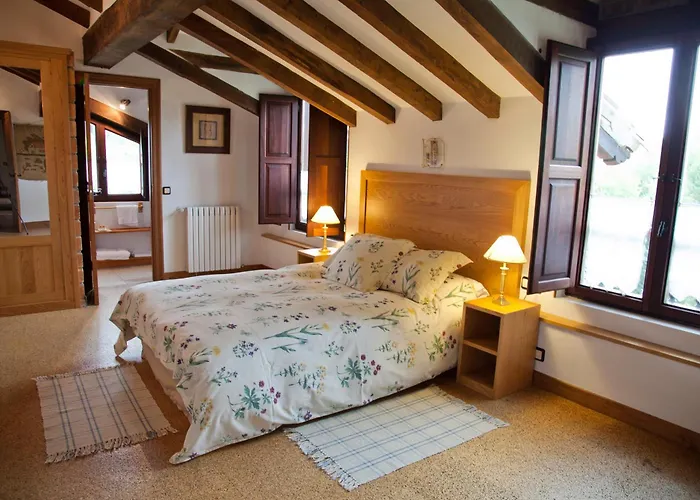 Posada La Charola Lamadrid, España