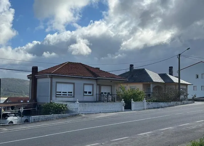 CASA DE LA NIÑA, Chalet Familiar Con Gran Terraza