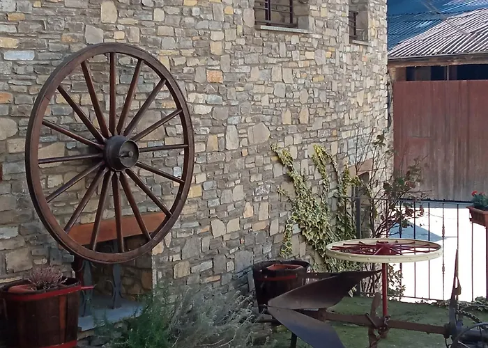Casa Rural Cal Xico Adrall, España