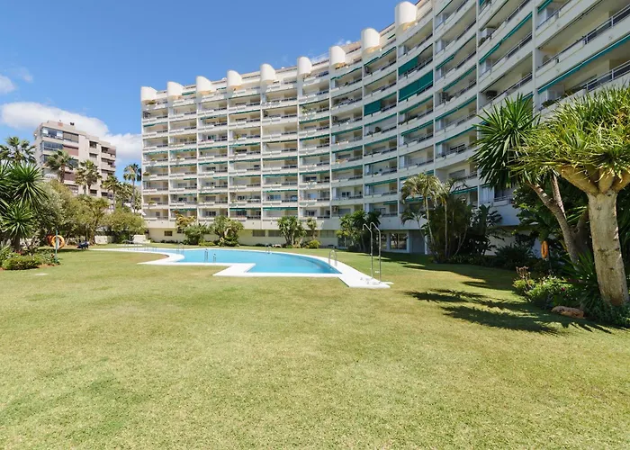 Imperator Sea Views Apartments