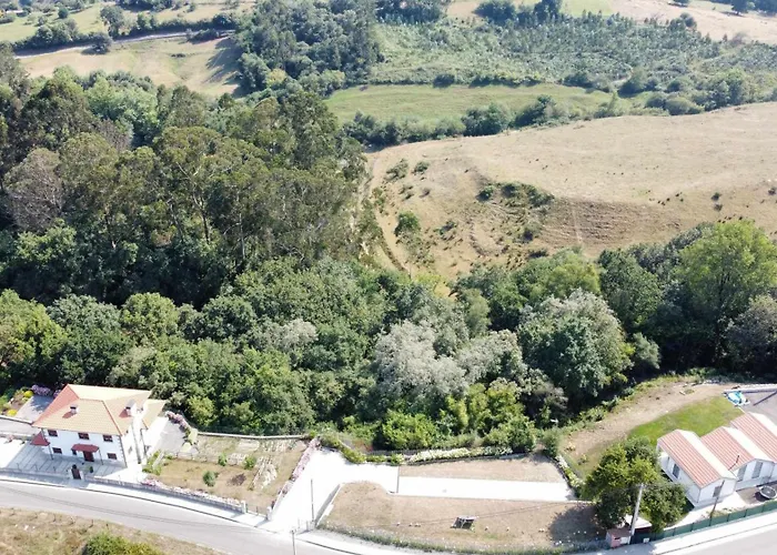 Apartamentos turísticos el balcón de llavandes Colombres, España