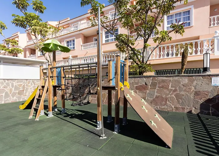 Aparthotel El Duque Costa Adeje , España