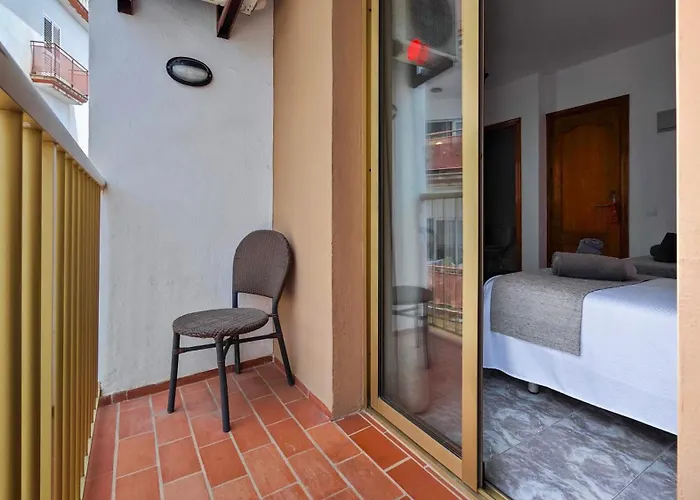 Azuline Hostal Dinamarca