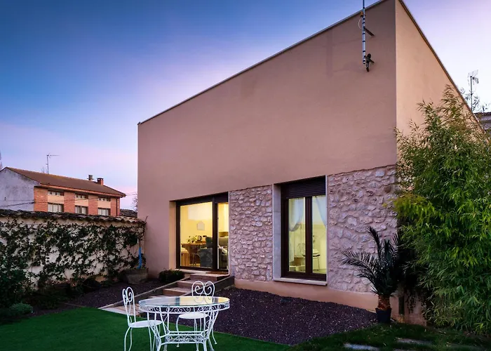 La Ren Lecrés Apartamento piscina jardin Vadocondes, España