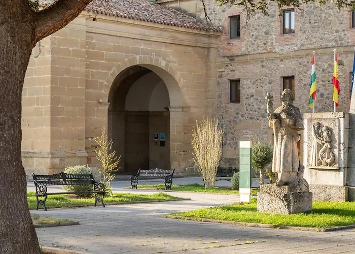 Parador De Sto. Domingo Bernardo De Fresneda