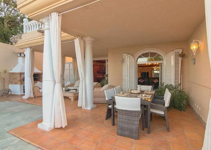 Bayside Concha House - Beachfront Oasis With Heated Pool