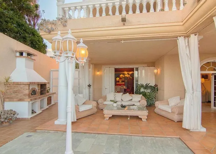 Bayside Concha House - Beachfront Oasis With Heated Pool