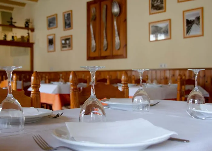 Hotel Hostal Noguera Llavorsí, España