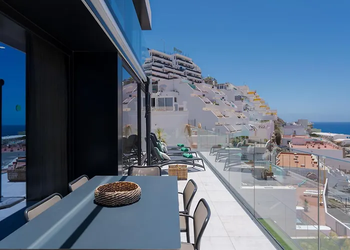 The One Luxury Apartments