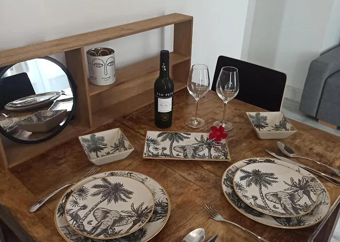 Apartamentos La Higuera by VGH Jerez de la Frontera, España