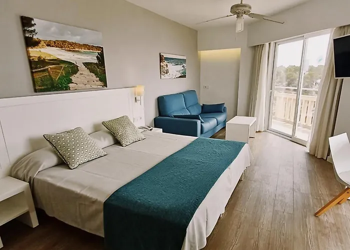Hotel Pinos Playa Santanyi, Spagna