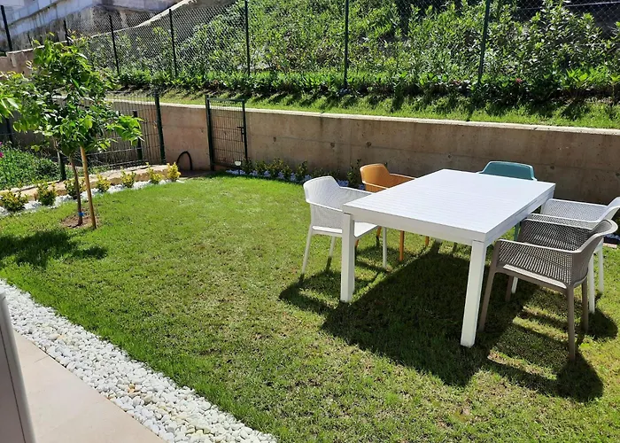 Vistas Al Mar Y Con Jardin - Casa Abelia