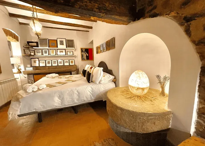 Masia de Queralt Luxury Casa Rural Spa y Vistas