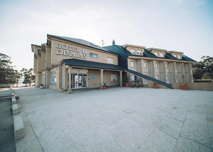 Hotel Dinajan