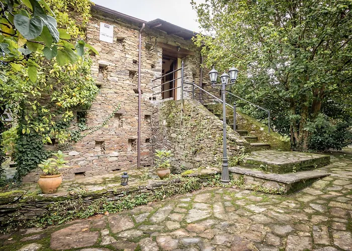 Villa en Asturias con cine, Piscina, BBQ, Juegos, 14 Pax Cobre, España